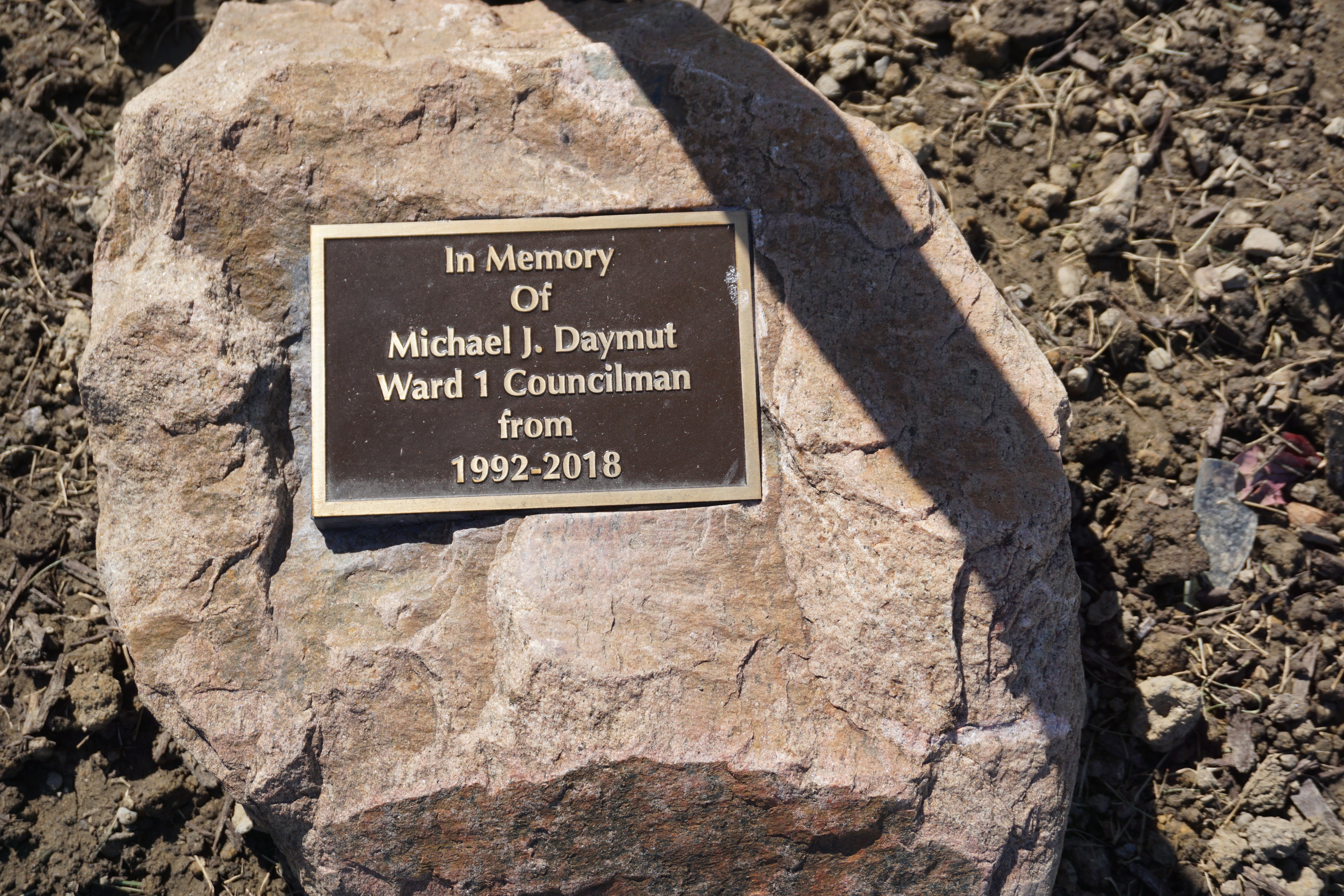 Memorial Honors Mike Daymut